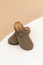 Boston Suede Comfort Clogs – Moss Green
